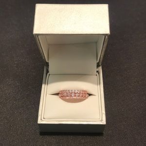 Rose gold stacking rings set